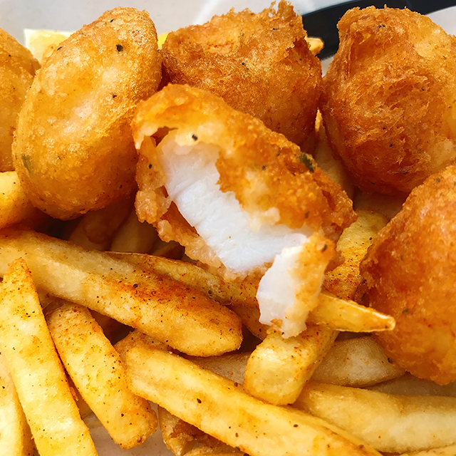 fried scallops and chips